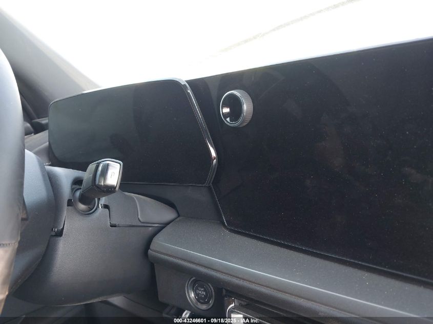 2025 Chevrolet Traverse Awd Lt VIN: 1GNEVGRS3SJ174749 Lot: 43246601