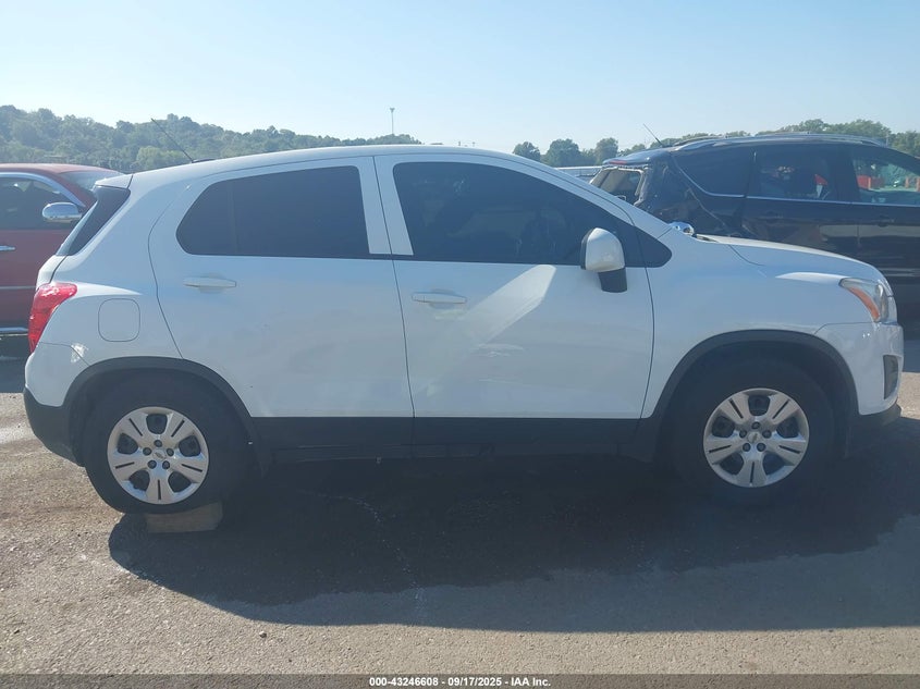 2016 Chevrolet Trax 1Ls VIN: KL7CJKSB0GB569382 Lot: 43246608