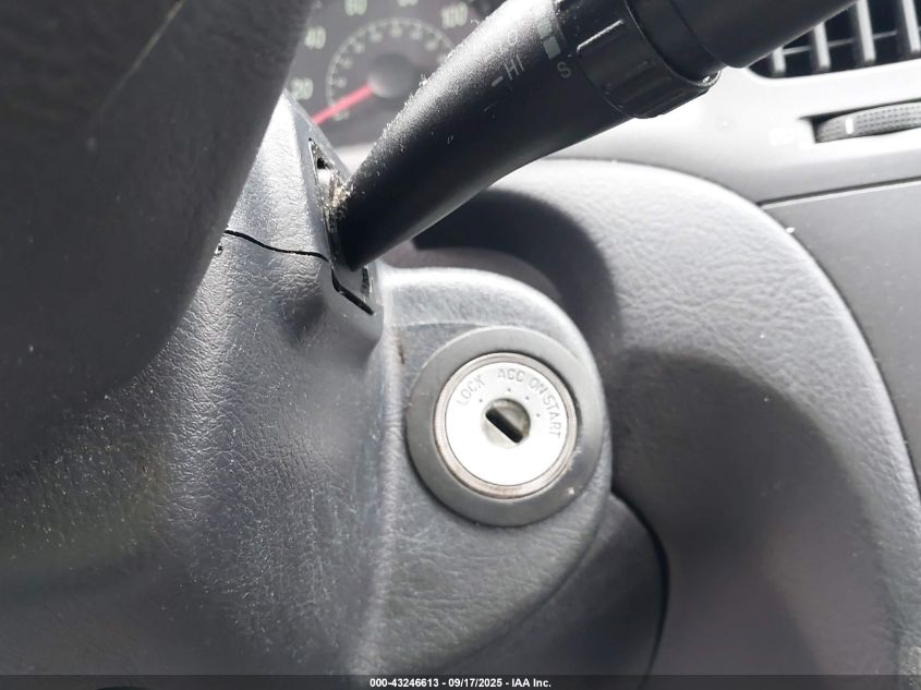 2005 Hyundai Elantra Gls/Gt VIN: KMHDN46D15U113505 Lot: 43246613