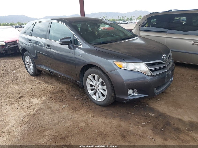 TOYOTA VENZA LE