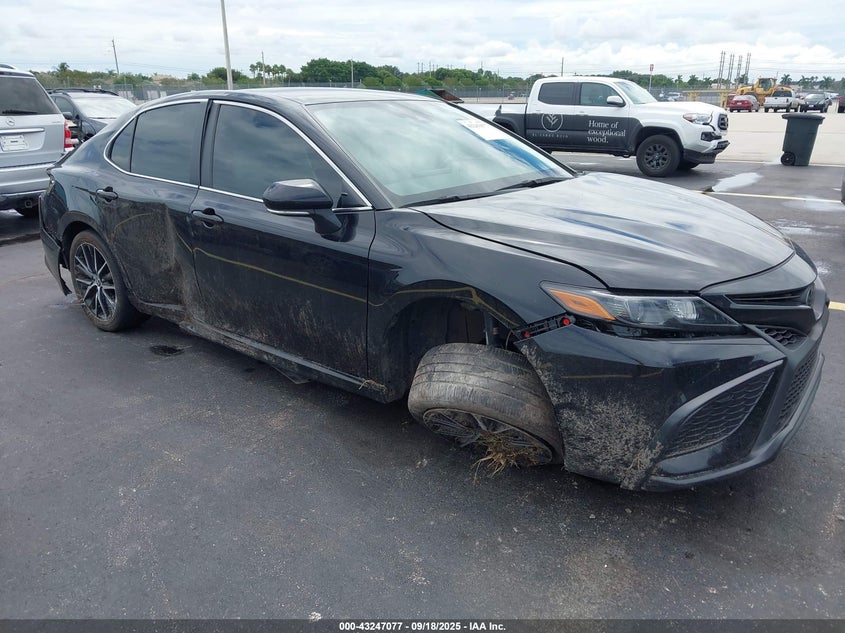 2024 TOYOTA CAMRY SE - 4T1T11AK2RU843859