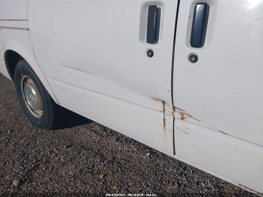 1998 Chevrolet Astro VIN: 1GCDL19W4WB118622 Lot: 43247081