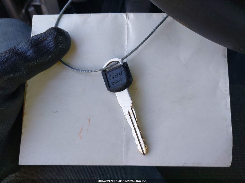 2001 Chevrolet Silverado 1500 VIN: 1GCEK14WX1Z145144 Lot: 43247087