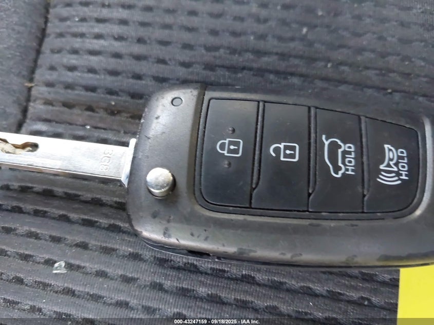 2021 HYUNDAI SANTA FE SE - 5NMS1DAJ1MH326934