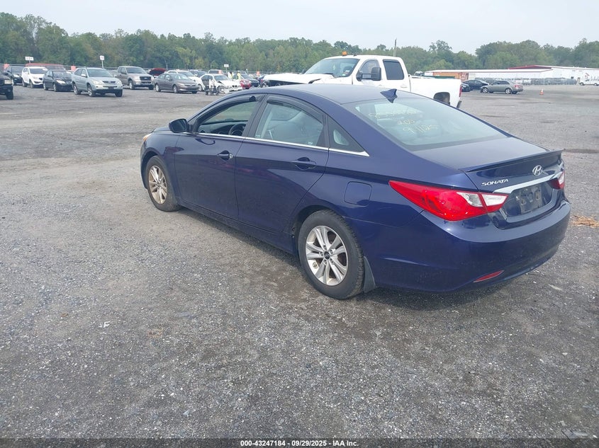 2013 HYUNDAI SONATA GLS - 5NPEB4AC5DH533485