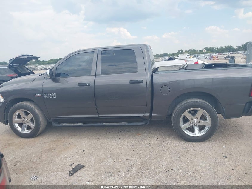 2017 Ram 1500 Express 4X2 5'7 Box VIN: 3C6RR6KTXHG532782 Lot: 43247202