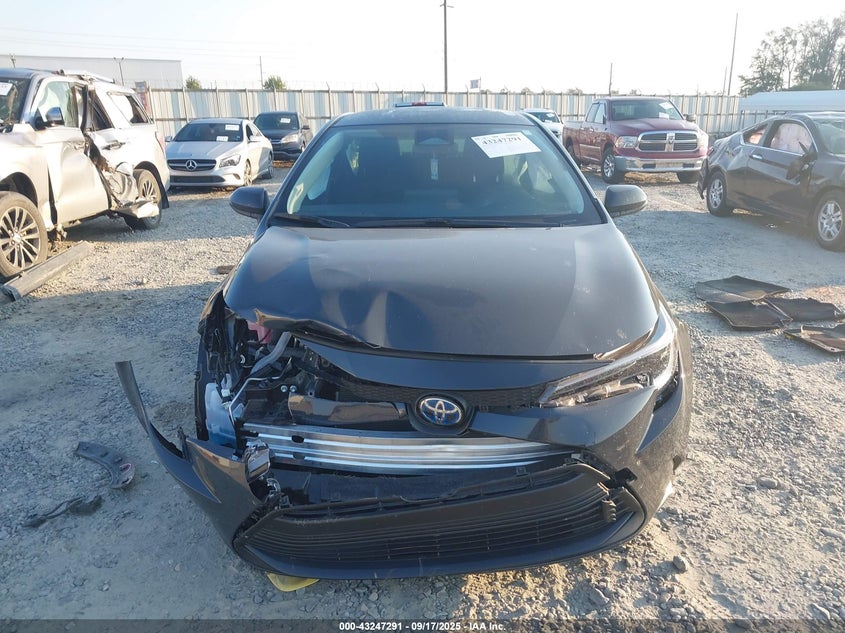 2025 TOYOTA COROLLA HYBRID LE - JTDBCMFE3S3081765