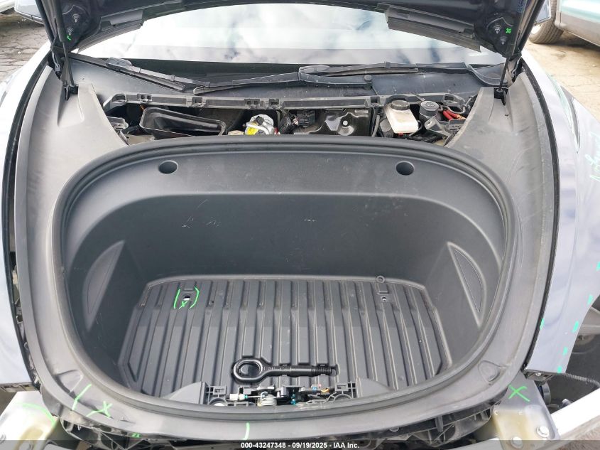 2022 Tesla Model 3 Long Range Dual Motor All-Wheel Drive VIN: 5YJ3E1EB3NF175379 Lot: 43247348