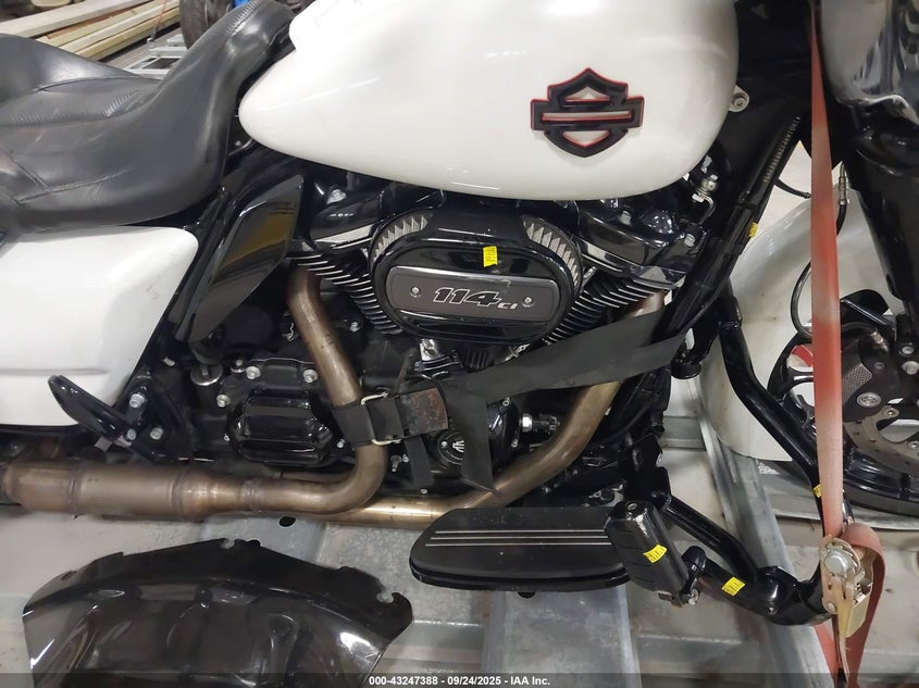 2019 HARLEY-DAVIDSON FLHXS - 1HD1KRP12KB666753