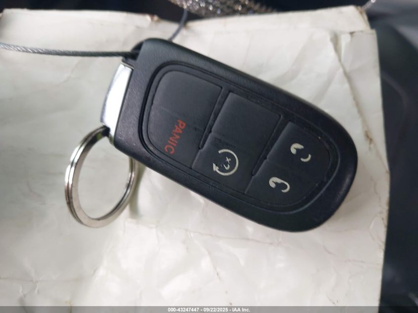 2015 Jeep Cherokee Limited VIN: 1C4PJMDS6FW752614 Lot: 43247447