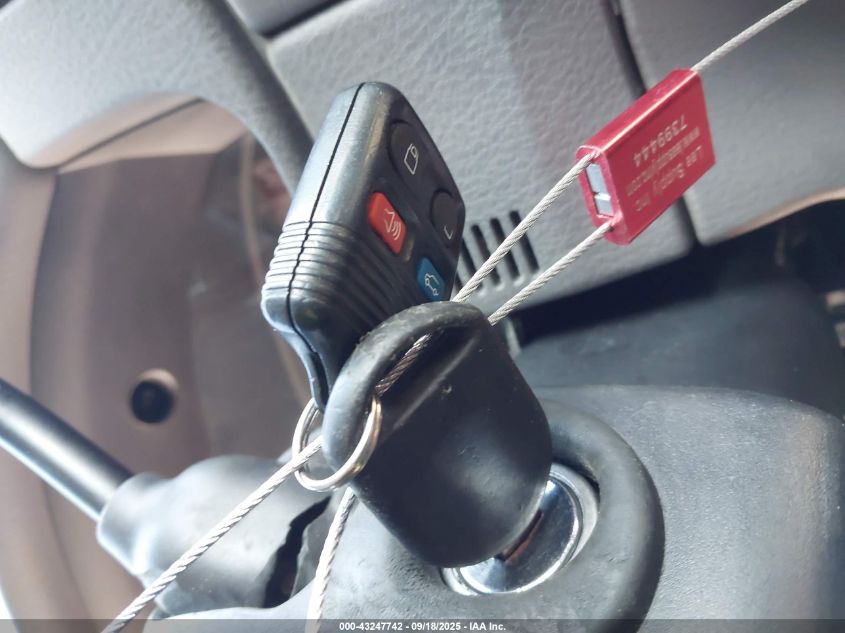 2004 Ford Explorer Xls VIN: 1FMZU62E74UB67490 Lot: 43247742