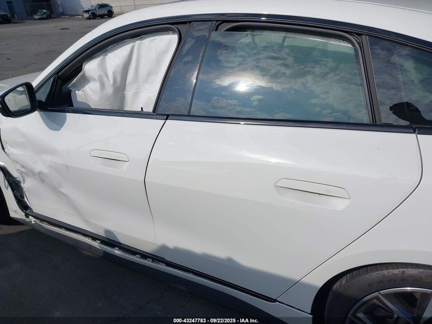 2022 BMW I4 EDRIVE40 - WBY73AW03NFN09831