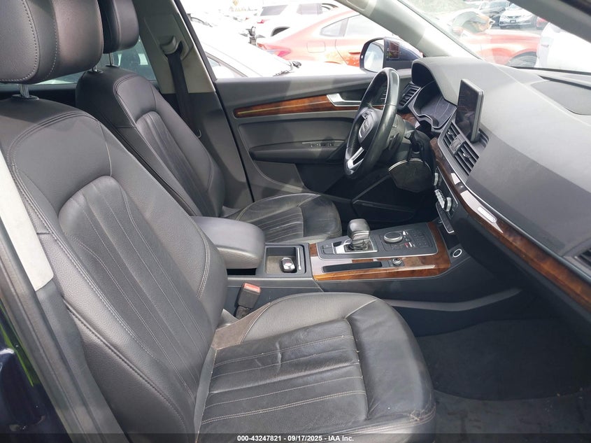 2018 AUDI Q5 2.0T TECH PREMIUM - WA1BNAFY8J2042297