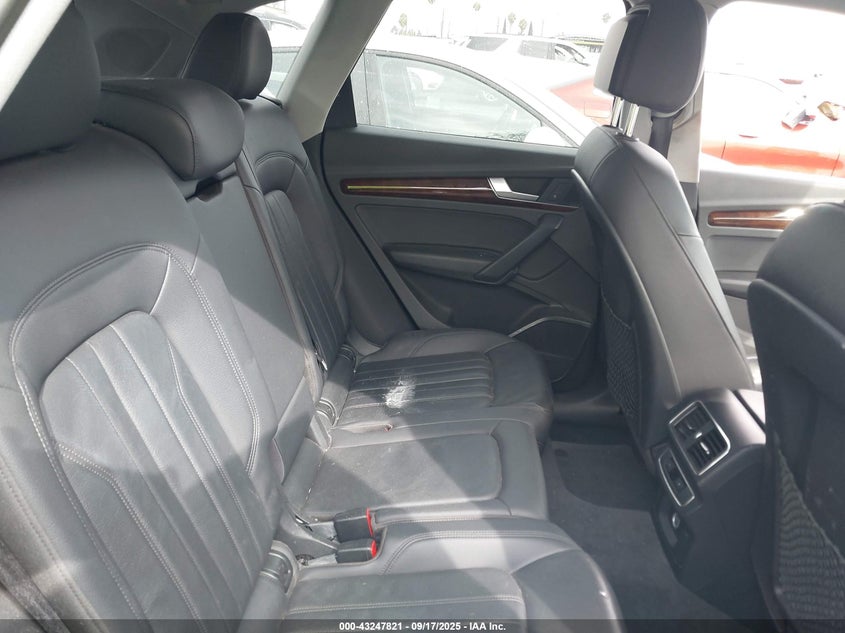 2018 AUDI Q5 2.0T TECH PREMIUM - WA1BNAFY8J2042297