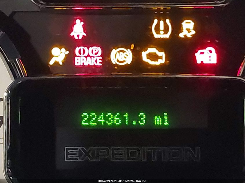 2011 Ford Expedition Limited VIN: 1FMJU2A50BEF04905 Lot: 43247831