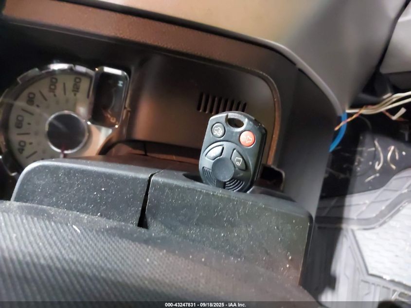 2011 Ford Expedition Limited VIN: 1FMJU2A50BEF04905 Lot: 43247831