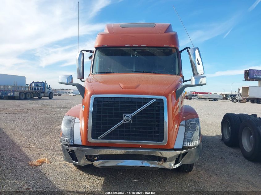 2018 Volvo Vnl VIN: 4V4NC9EH0JN893926 Lot: 43247849