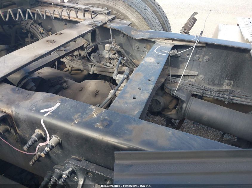 2018 Volvo Vnl VIN: 4V4NC9EH0JN893926 Lot: 43247849