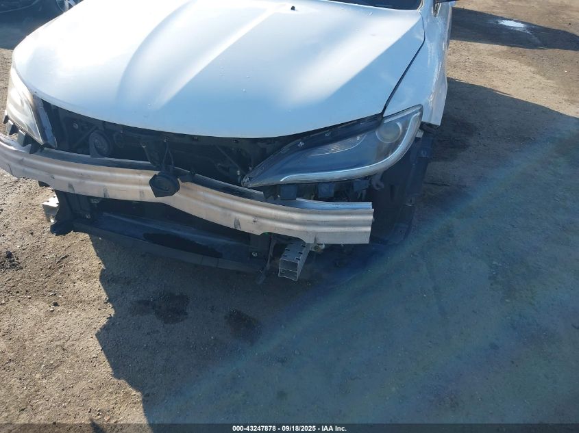 2015 Chrysler 200 C VIN: 1C3CCCCG5FN653907 Lot: 43247878