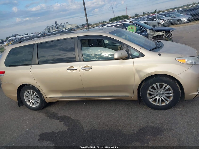 2011 Toyota Sienna Xle V6 VIN: 5TDYK3DC2BS122538 Lot: 43247955