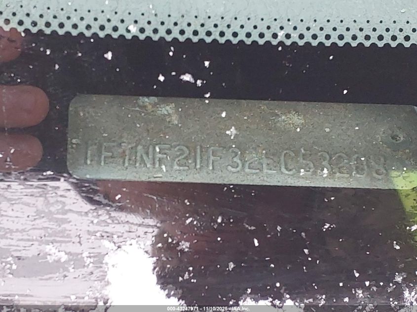 2002 Ford F-250 Xl/Xlt VIN: 1FTNF21F32EC53208 Lot: 43247971