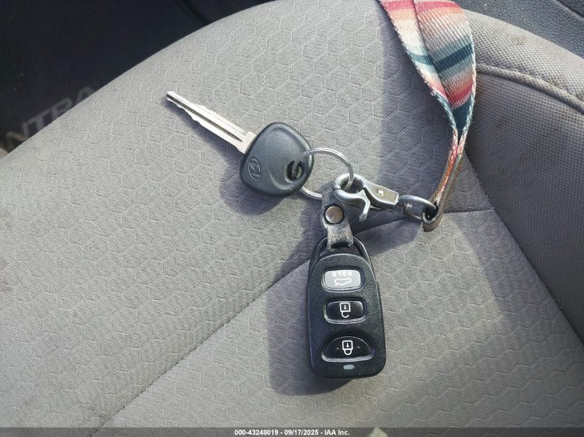 2019 Hyundai Elantra Se VIN: 5NPD74LF4KH487780 Lot: 43248019