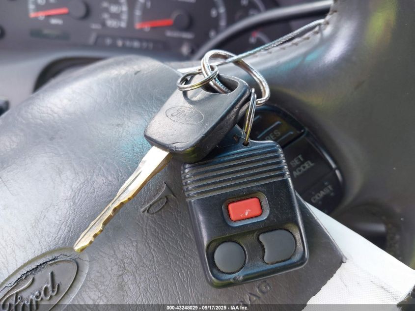 2002 Ford F-150 Lariat/Xl/Xlt VIN: 1FTRX18L52NA38577 Lot: 43248029