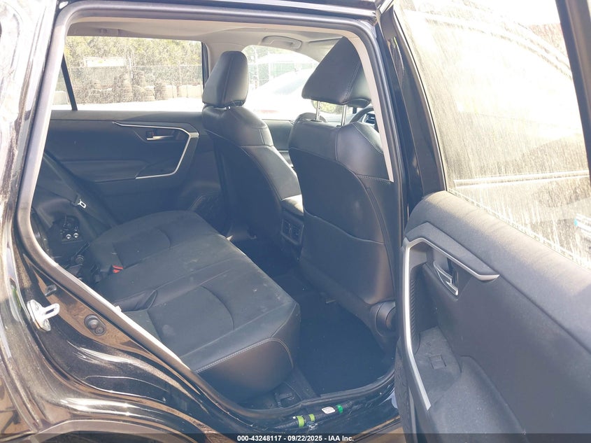 2021 TOYOTA RAV4 XLE PREMIUM - 2T3A1RFV6MC165773