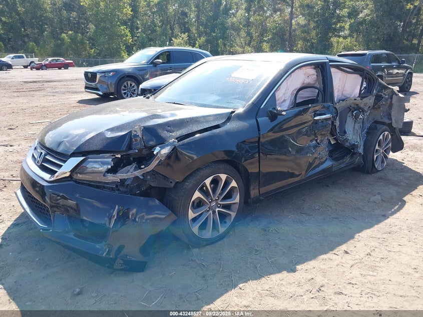 1HGCR2F59FA049526 2015 HONDA ACCORD photo no. 2