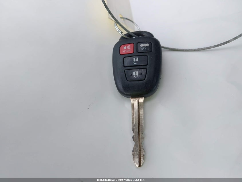 2017 Toyota Corolla Le VIN: 5YFBURHEXHP570039 Lot: 43248549