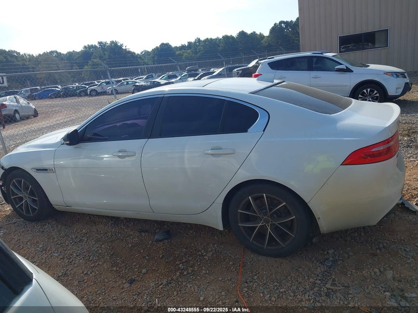 2017 JAGUAR XE 25T - SAJAR4BG5HA977296