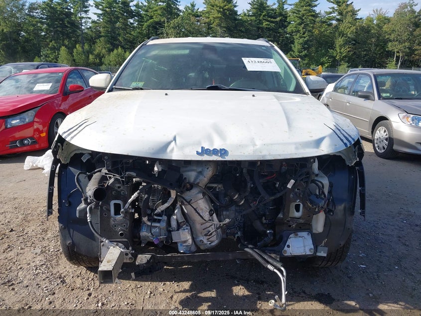 2019 Jeep Compass Latitude 4X4 VIN: 3C4NJDBB8KT594156 Lot: 43248605