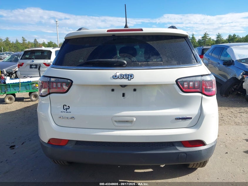 2019 Jeep Compass Latitude 4X4 VIN: 3C4NJDBB8KT594156 Lot: 43248605