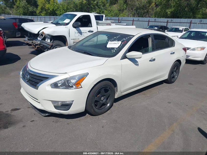 1N4AL3APXDN410960 2013 NISSAN ALTIMA photo no. 2