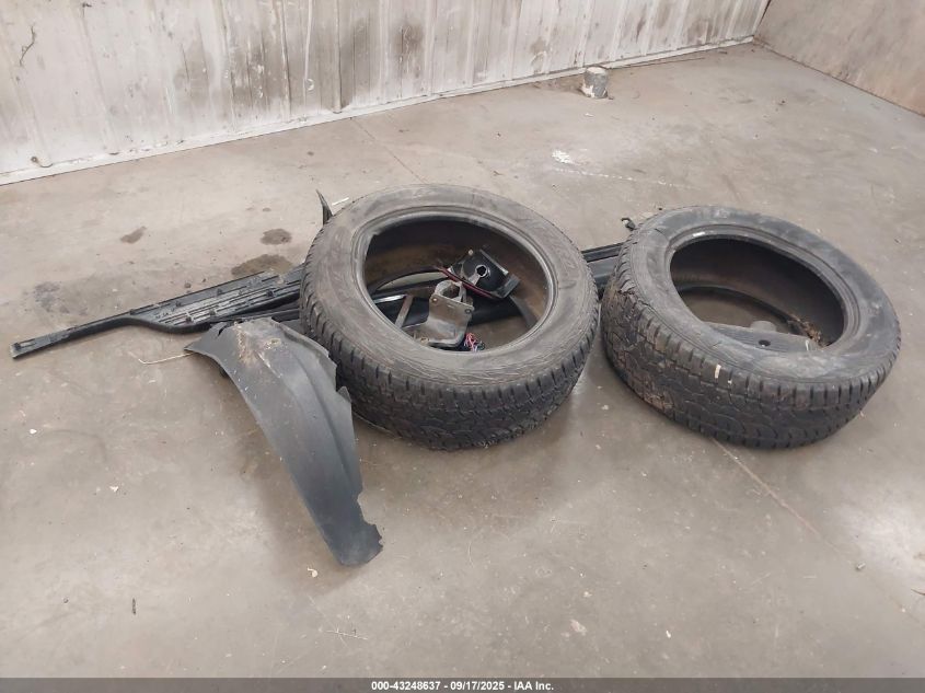 2002 GMC Sierra 1500 Sle VIN: 1GTEK19T62E245197 Lot: 43248637