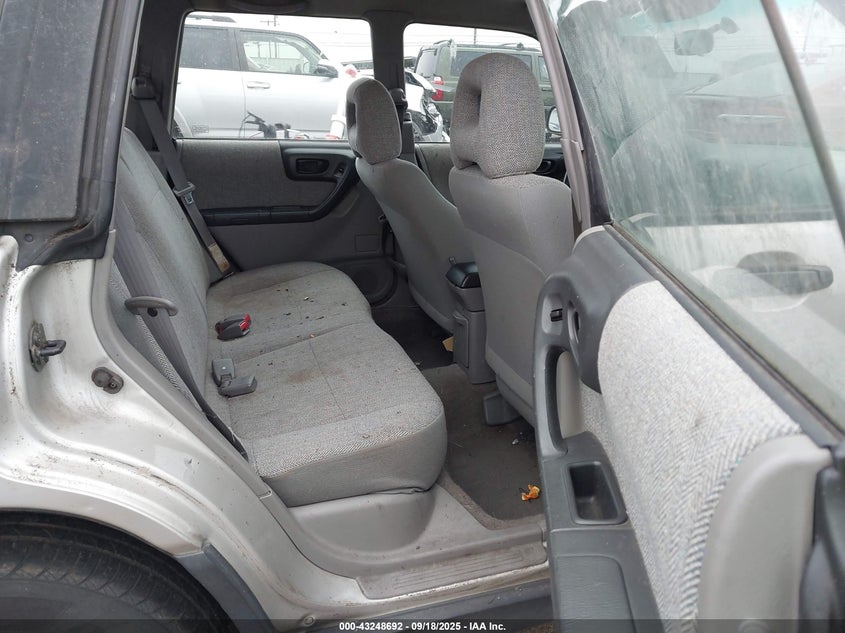 2001 Subaru Forester L VIN: JF1SF63551G755807 Lot: 43248692