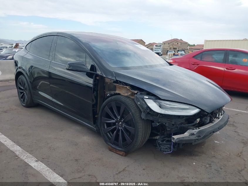 2022 Tesla Model X Dual Motor All-Wheel Drive VIN: 7SAXCBE58NF328641 Lot: 43248787