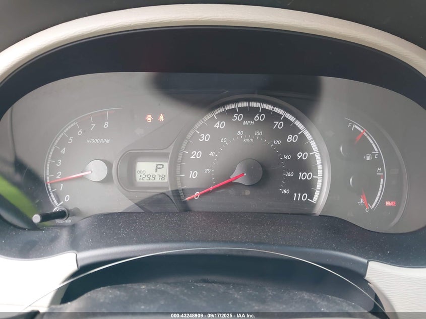 2011 Toyota Sienna VIN: 5TDKA3DC9BS005743 Lot: 43248909