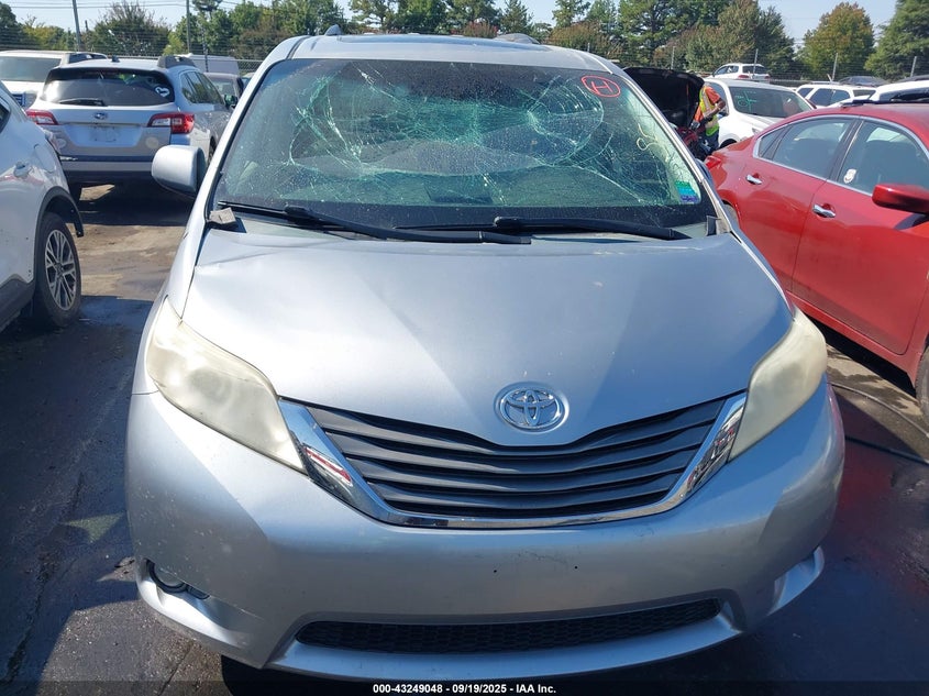 2011 Toyota Sienna Xle V6 VIN: 5TDYK3DC1BS164179 Lot: 43249048