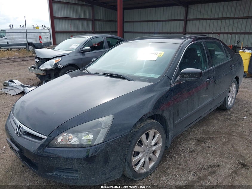 1HGCM665X7A023458 2007 HONDA ACCORD photo no. 2