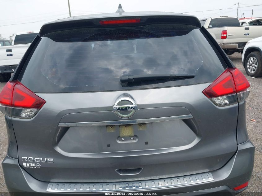 2017 Nissan Rogue S VIN: JN8AT2MT2HW135747 Lot: 43249094