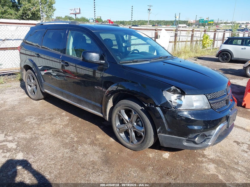DODGE JOURNEY CROSSROAD PLUS