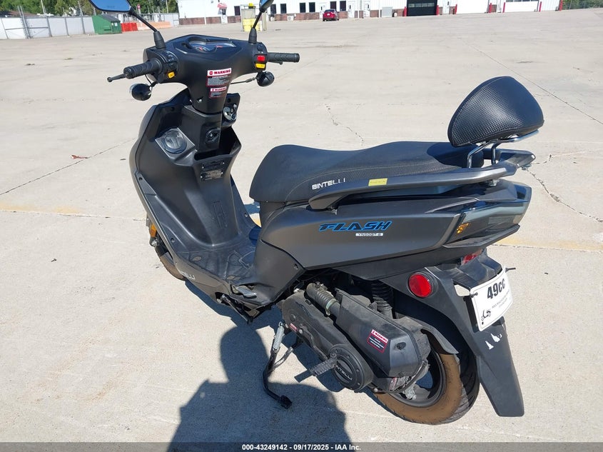 LL0TCAPH1MG004129 2021 BENELLI  photo no. 3