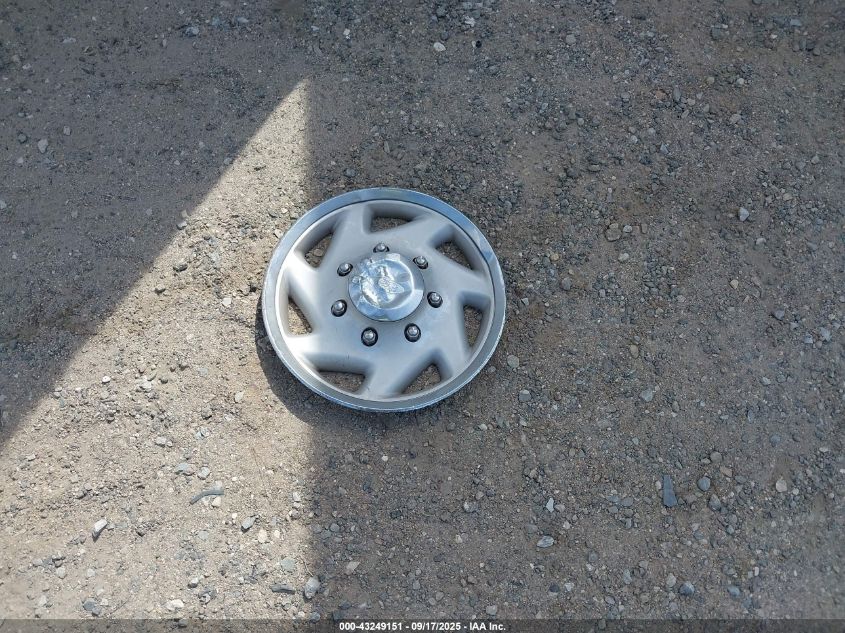 1995 Ford F250 VIN: 2FTHF25H2SCA77069 Lot: 43249151