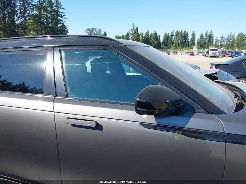 2018 Land Rover Range Rover Velar P380 First Edition/P380 Hse R-Dynamic VIN: SALYM2RV8JA741504 Lot: 43249165