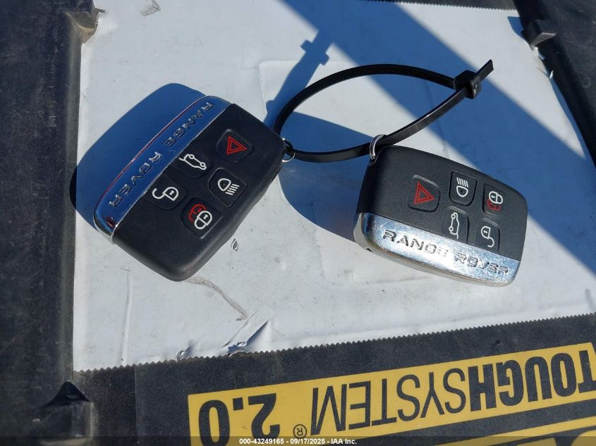 2018 Land Rover Range Rover Velar P380 First Edition/P380 Hse R-Dynamic VIN: SALYM2RV8JA741504 Lot: 43249165