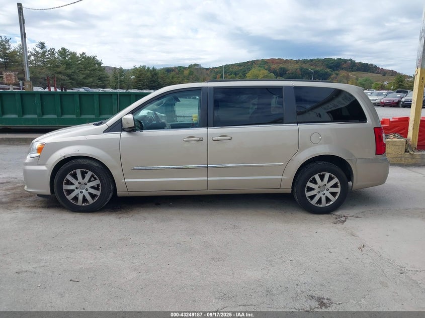 2015 CHRYSLER TOWN & COUNTRY TOURING - 2C4RC1BG9FR534126