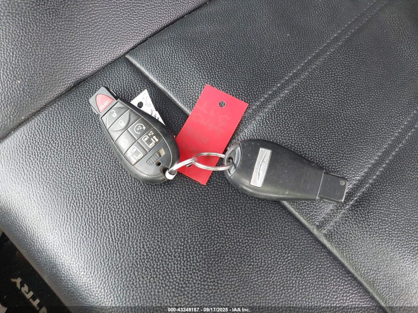 2015 CHRYSLER TOWN & COUNTRY TOURING - 2C4RC1BG9FR534126