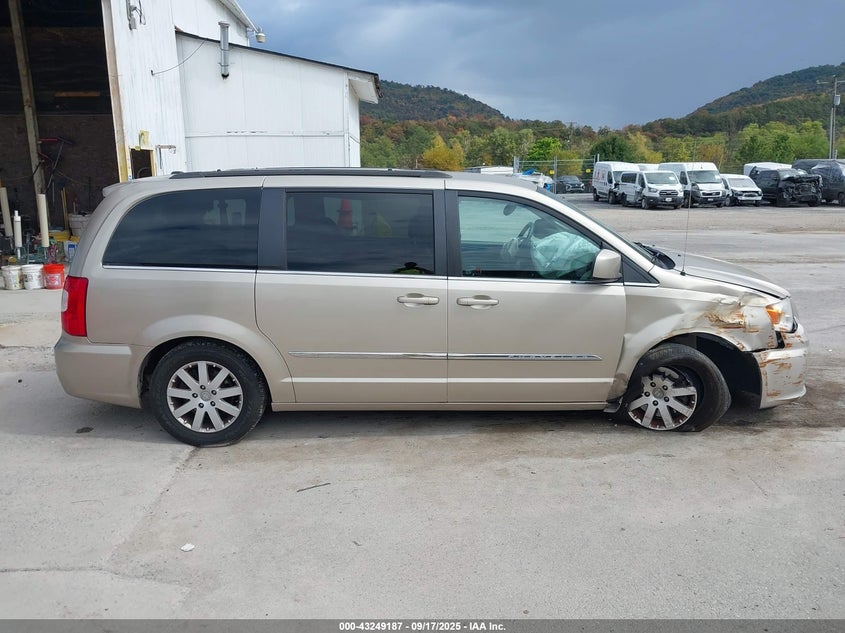 2015 CHRYSLER TOWN & COUNTRY TOURING - 2C4RC1BG9FR534126