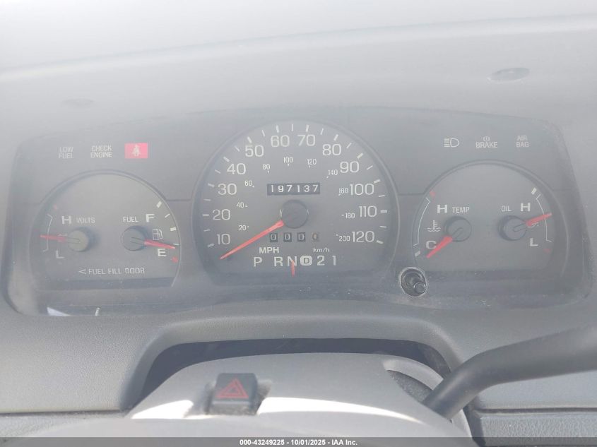 2004 Mercury Grand Marquis Gs VIN: 2MEFM74W54X603473 Lot: 43249225